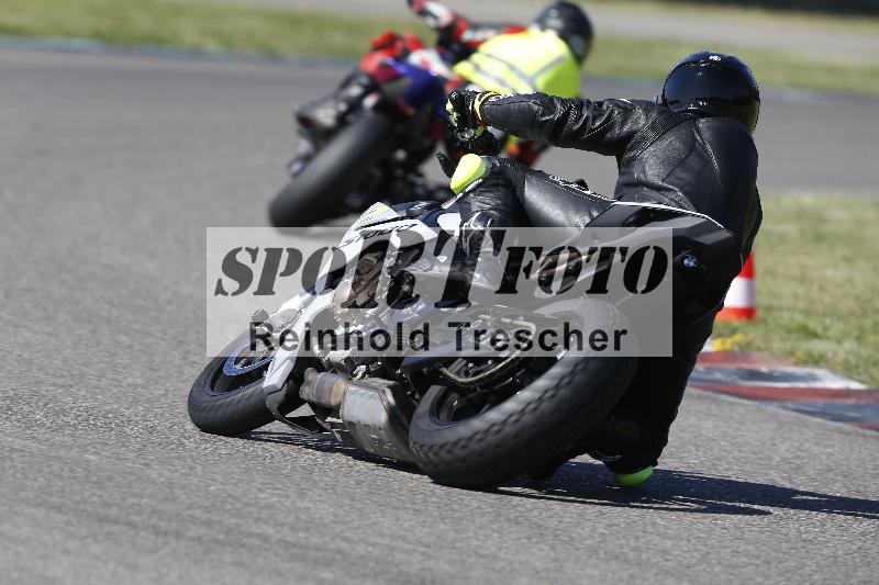 Archiv-2025/16 16.05.2025 PROMAX ADR/Gruppe gruen/unklar